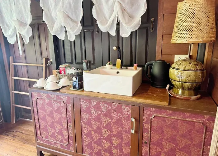 The Antique Riverside Resort