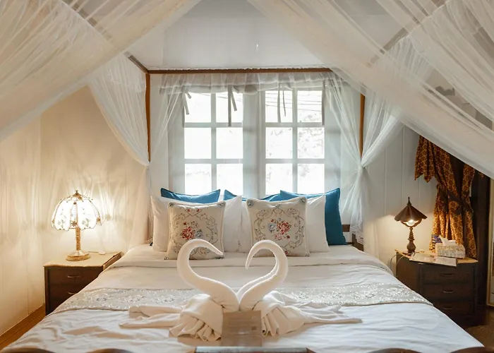 The Antique Riverside Resort