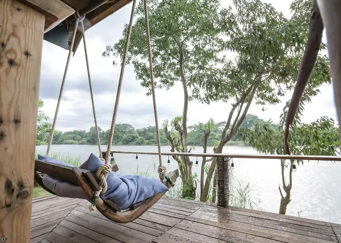 Resort The Antique Riverside 3*