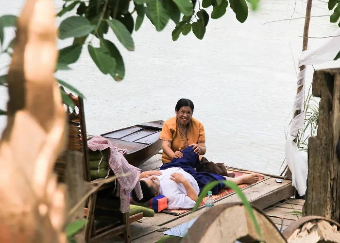 The Antique Riverside Resort 3*