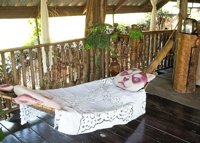 The Antique Riverside 3*