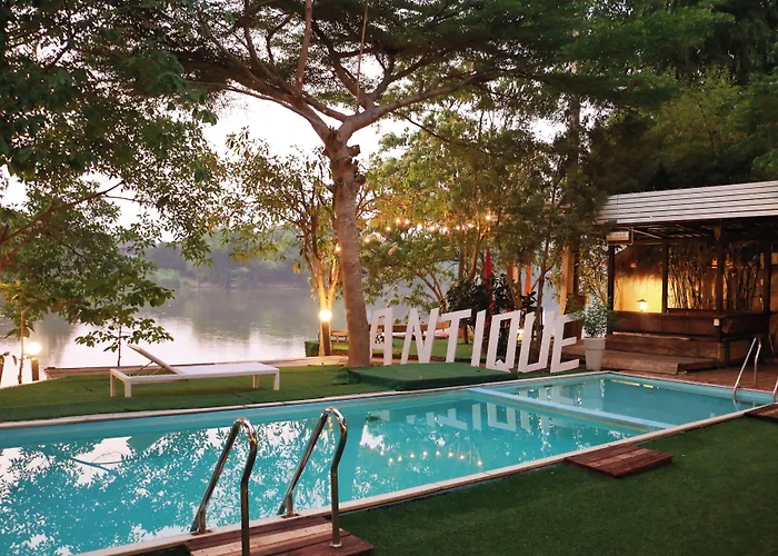 รีสอร์ท The Antique Riverside Ban Pong (Ratchaburi)