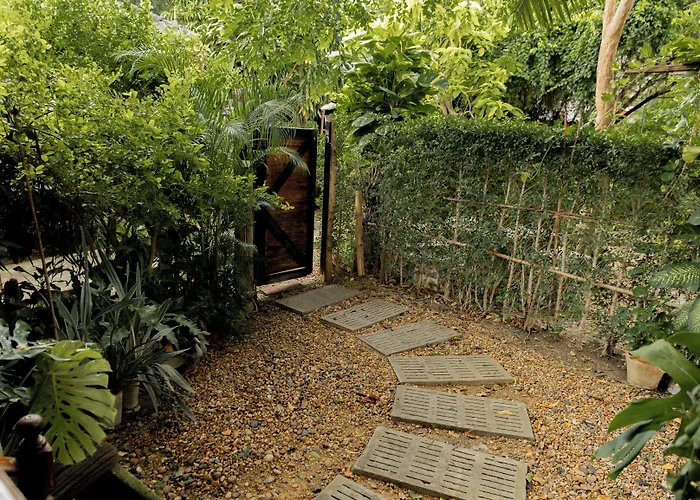 The Antique Riverside 3*
