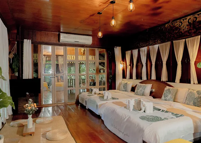รีสอร์ท The Antique Riverside Ban Pong (Ratchaburi)