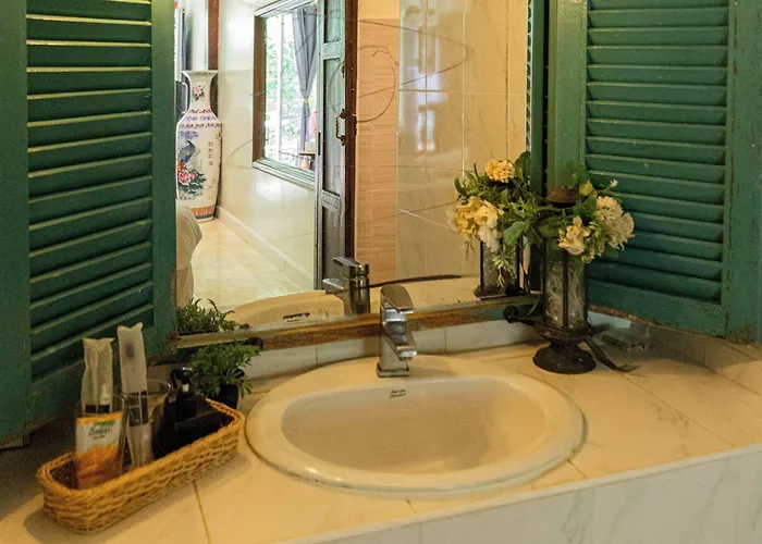 The Antique Riverside รีสอร์ท