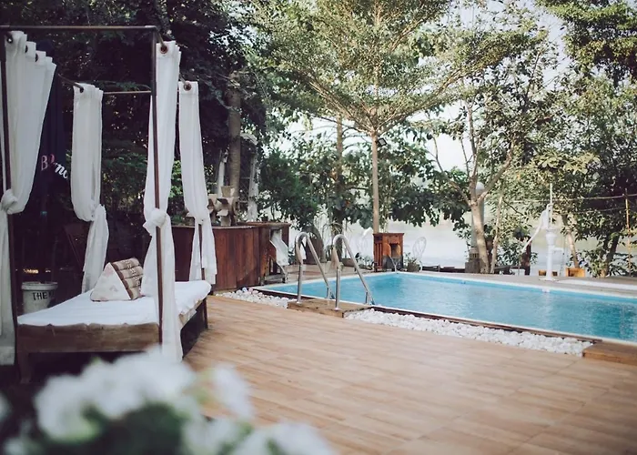 Resort The Antique Riverside 3*
