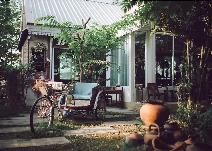 The Antique Riverside 3*
