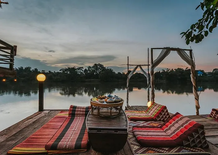 The Antique Riverside Resort
